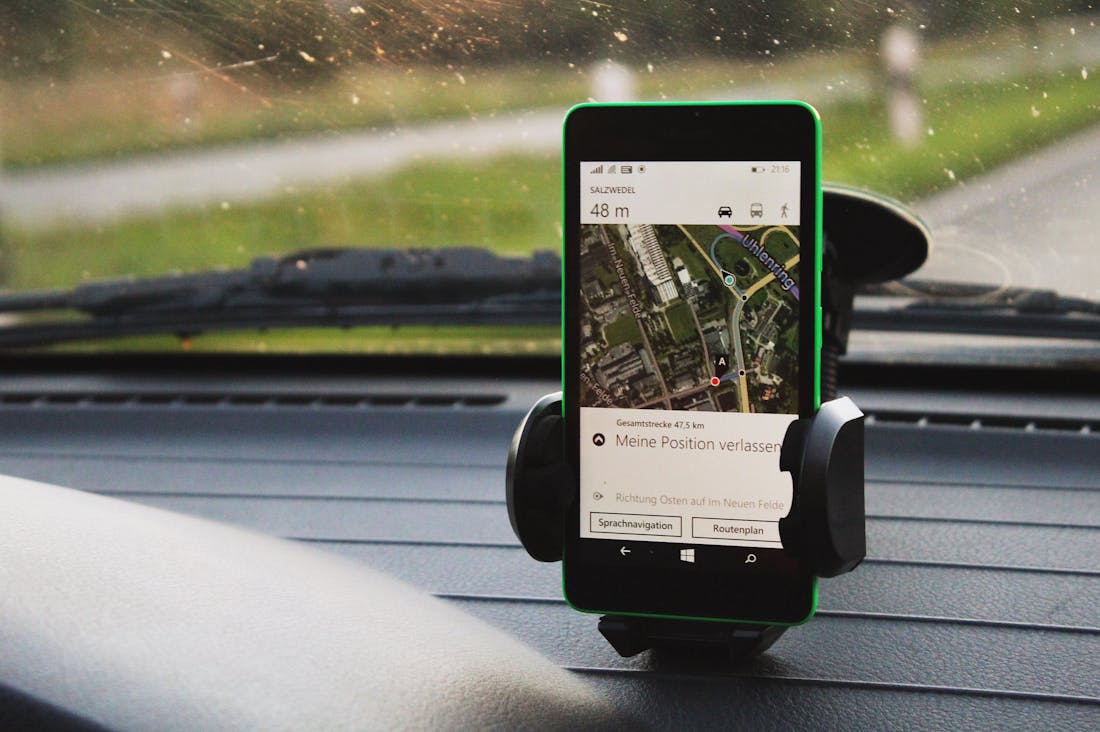 Innovative Technologies Revolutionizing Sustainable Travel Experiences Image 1