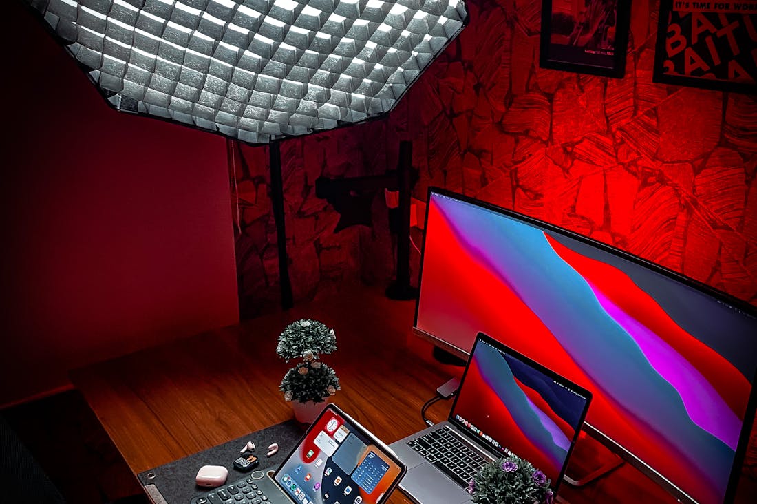 Latest Tech Gadgets That Enhance Daily Productivity Image 1