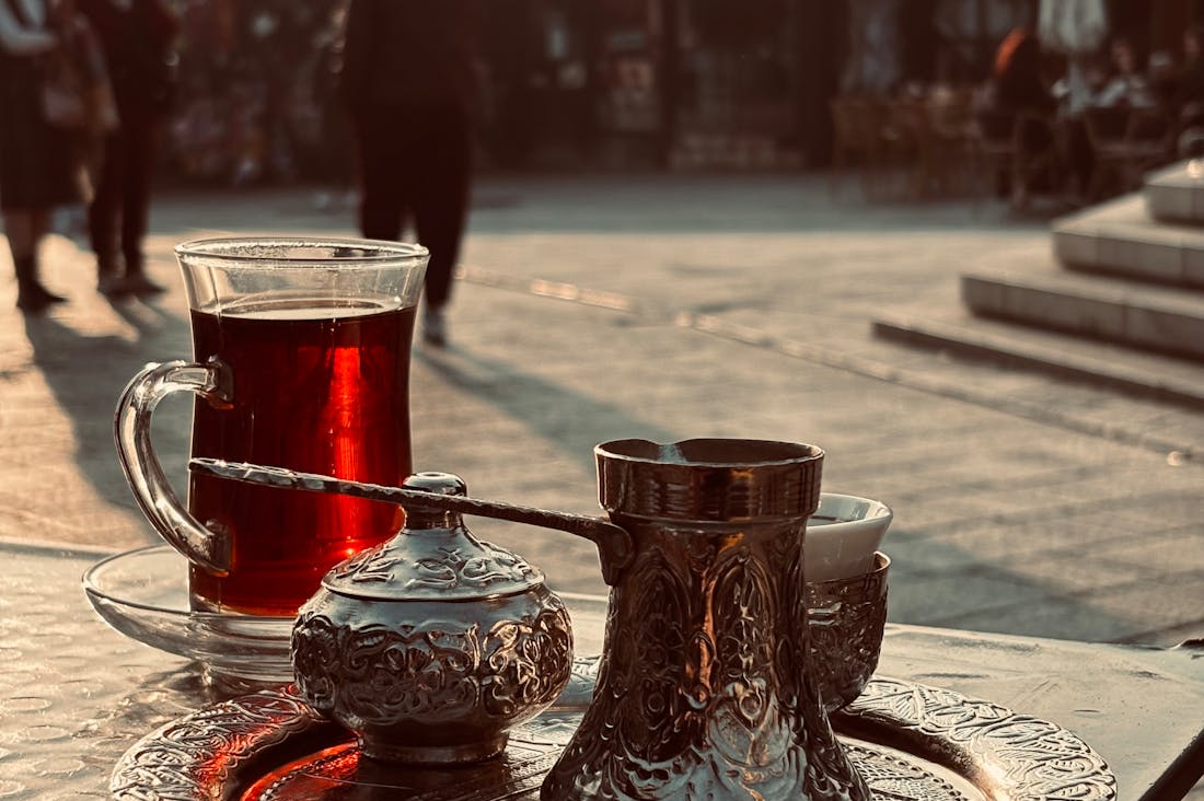 Essential Tips for Maximizing Travel Experiences Without Breaking the Bank Image 3
