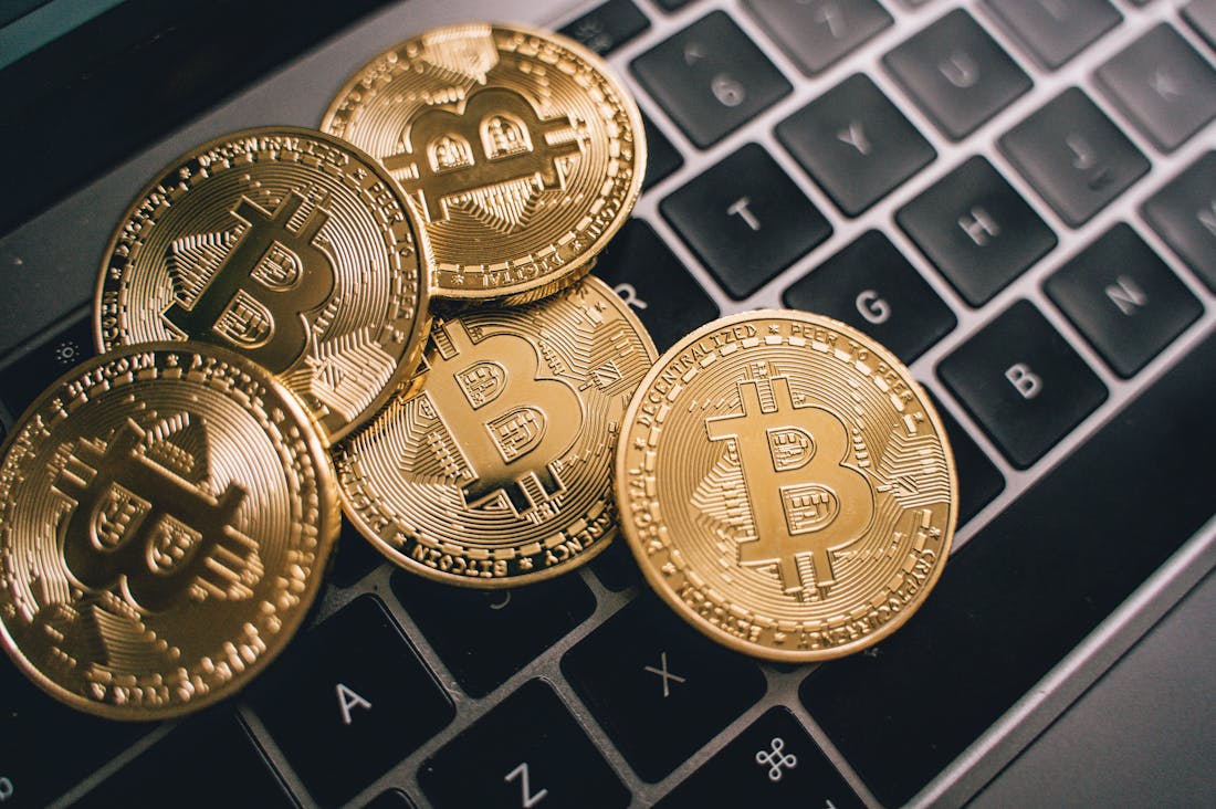 Innovative Technology Trends Reshaping Personal Finance in the Digital Age Image 1