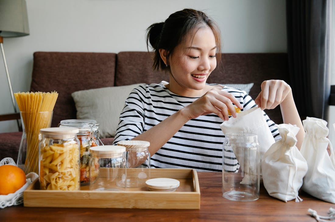 Smart Finance Tips for Everyday Budget Management Image 1