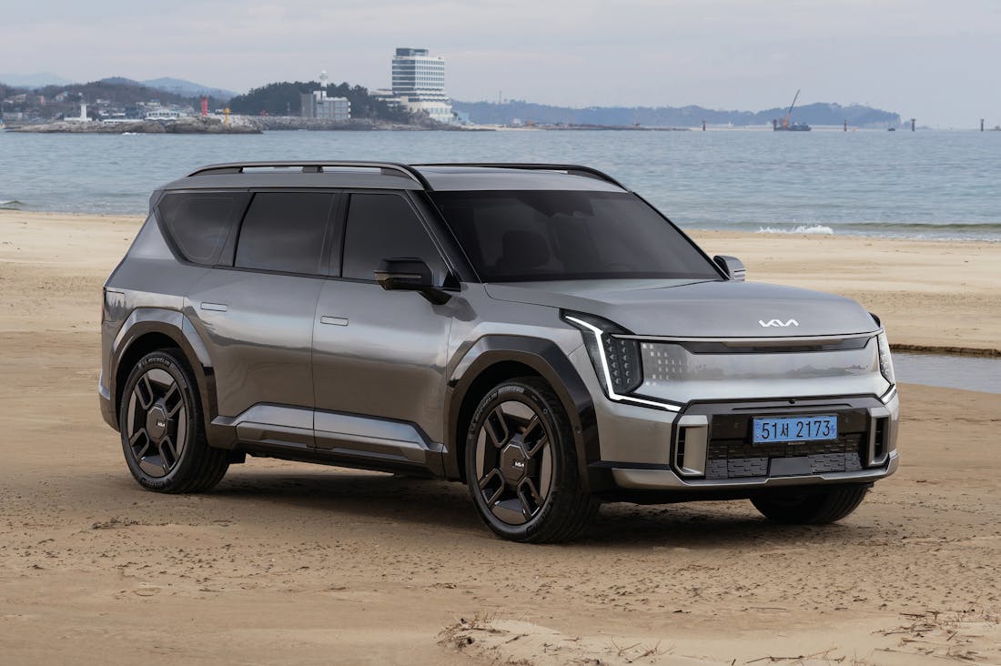 Trends in Automotive Technology Reshaping the Future of Driving Image 3