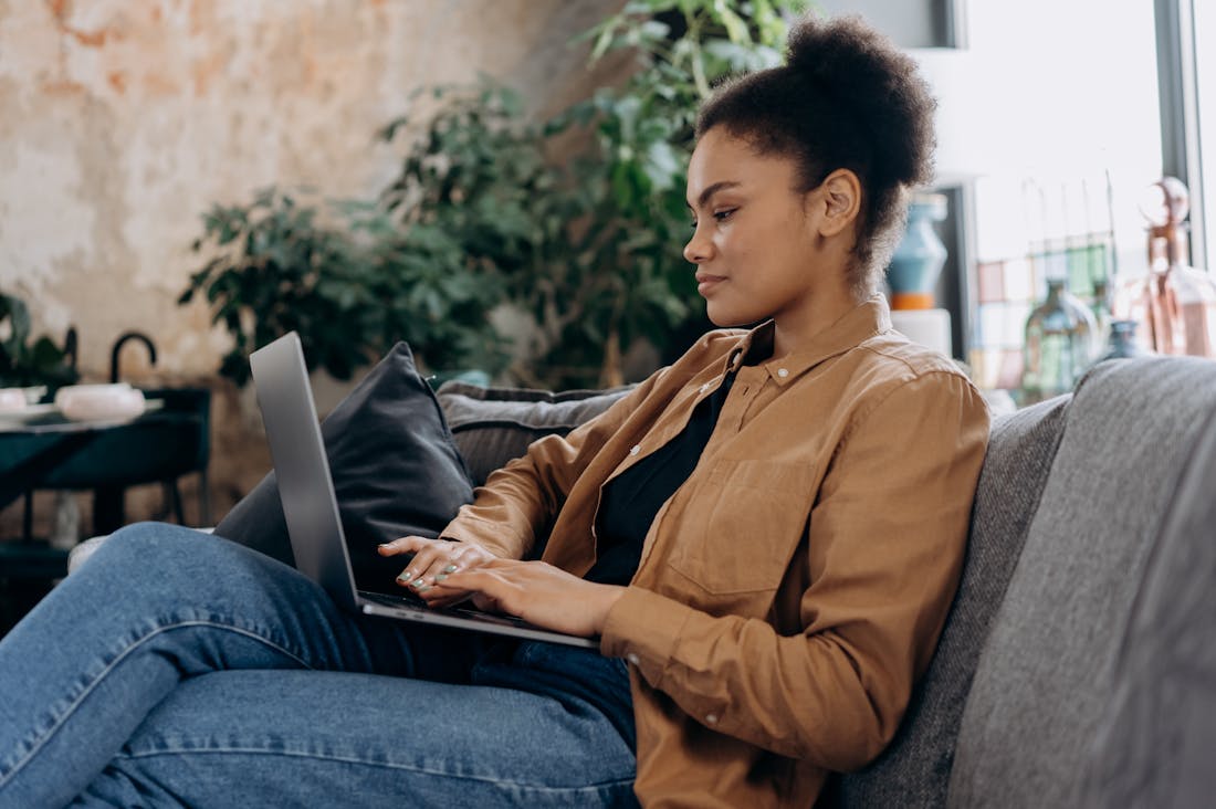 Navigating Modern Financial Tools for Better Management Image 2