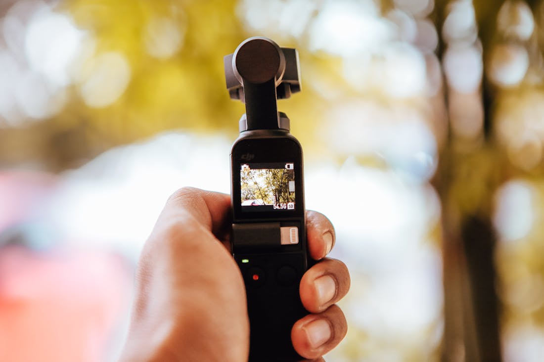 Cutting-Edge Tech Trends Transforming Everyday Life for Modern Consumers Image 3