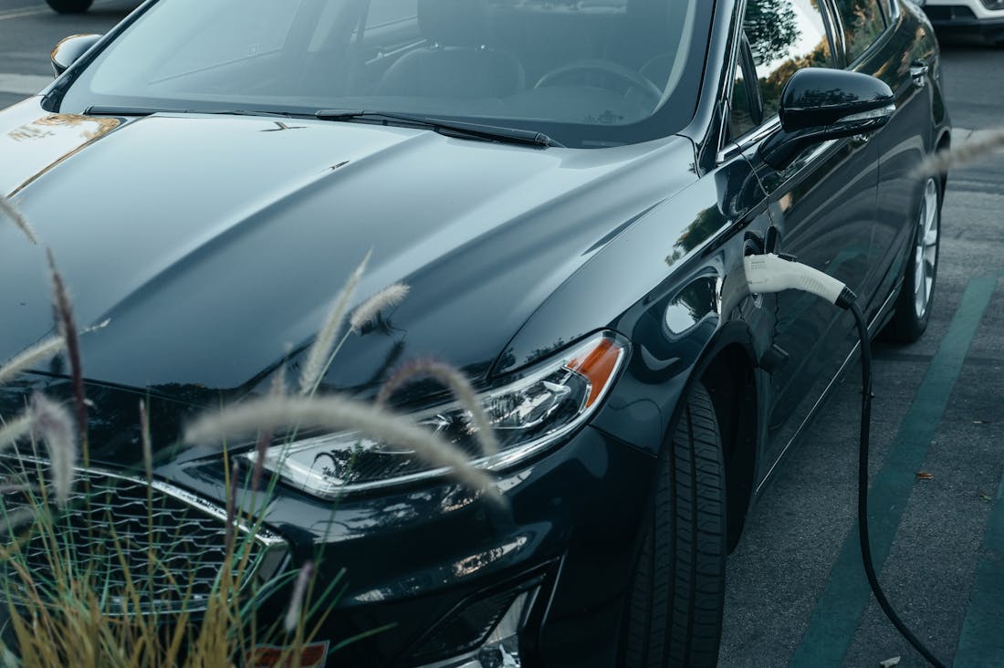 Modern Vehicle Trends Shaping the Future of Transportation Image 2