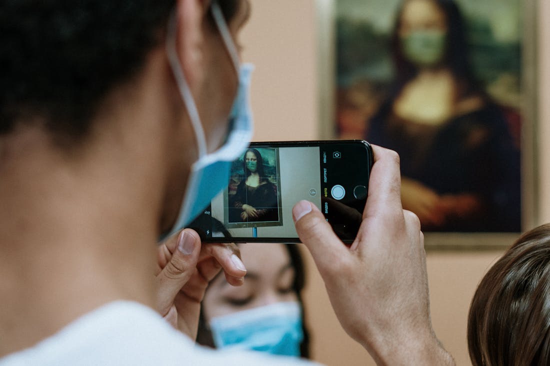Innovative Technologies Transforming Everyday Travel Experiences Image 3