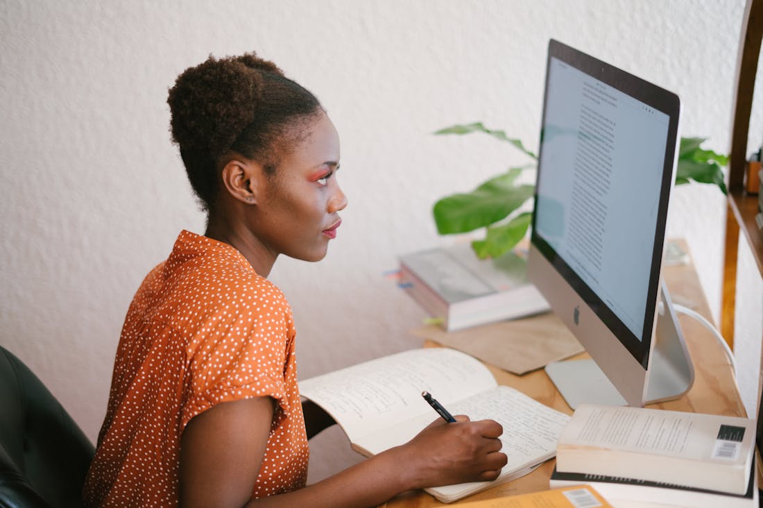 Crafting a Modern Lifestyle Balance Between Work and Leisure Image 2