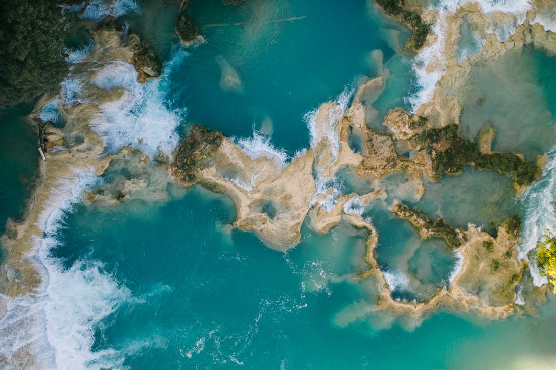 Essential Tips for Selecting the Perfect Travel Destination Image 2