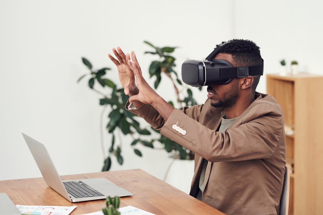Tech Trends Transforming Daily Life: How to Stay Ahead of the Curve Image 3