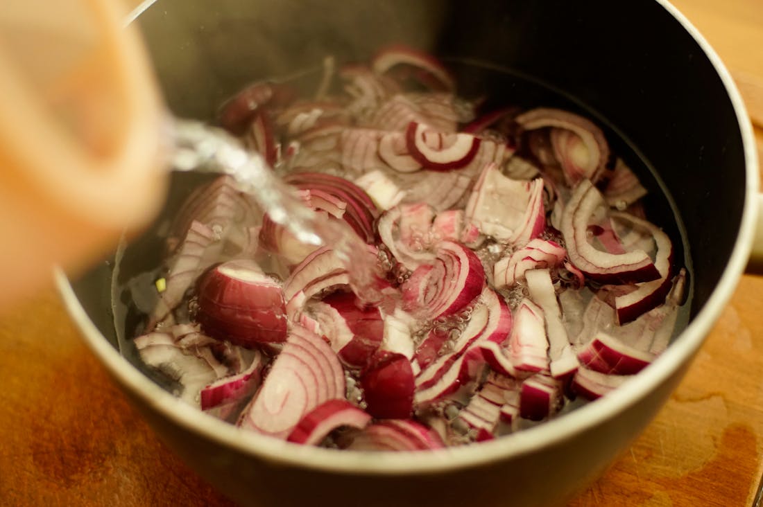 Innovative Cooking Techniques for Healthier Meals at Home Image 2