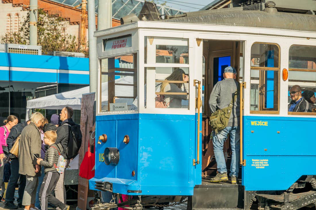 Electric Vehicles Revolutionizing Transportation and Eco-conscious Living Image 2