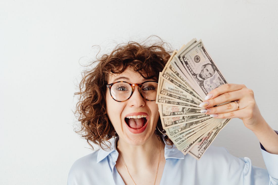Maximizing Your Budget with Smart Shopping and Investments Image 1