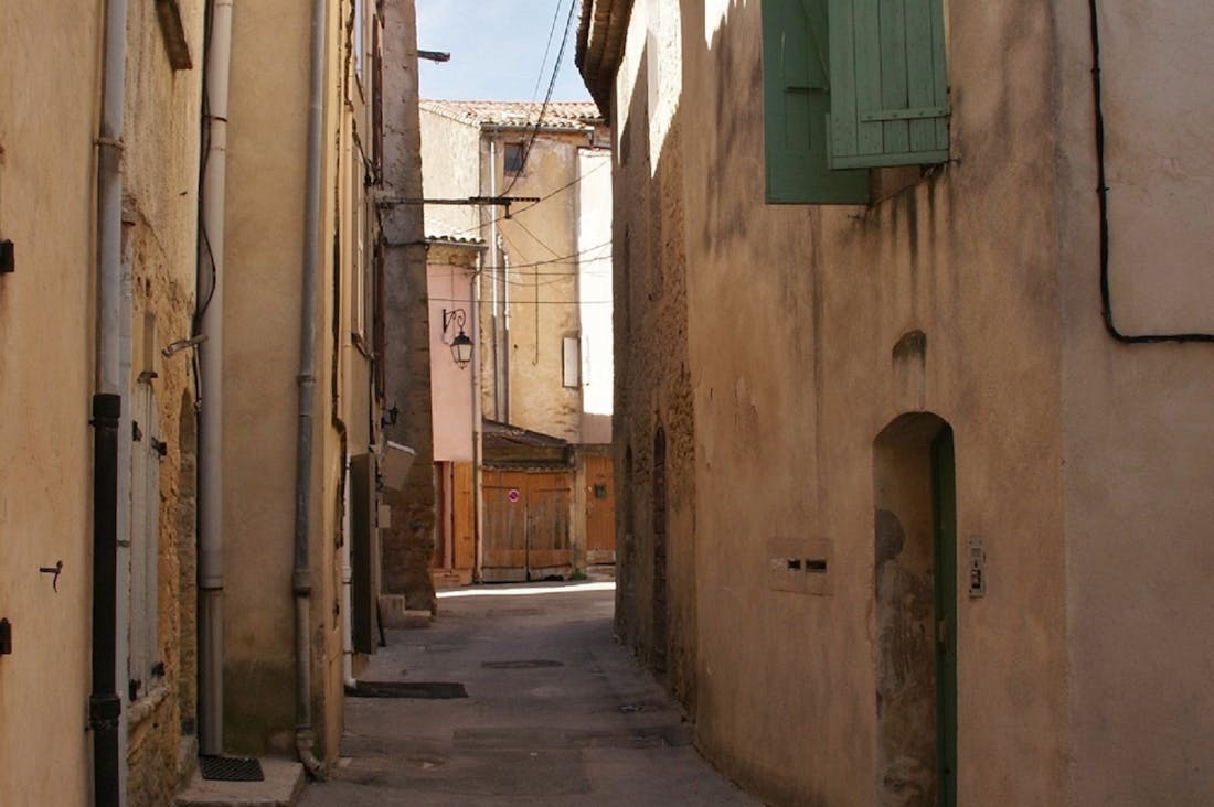 The Art of Travel Photography: Capturing Memories and Emotions in Every Shot Image 1