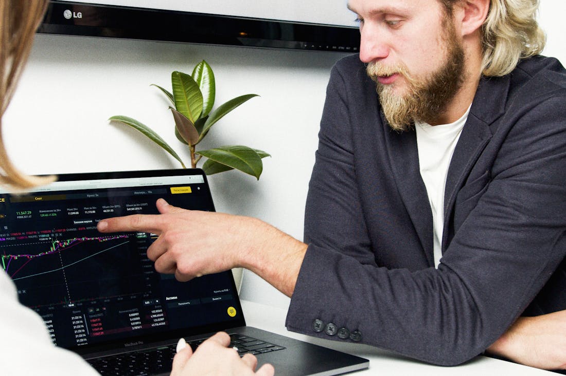 The Future of Work: Adapting to Change in a Dynamic Job Market Image 1