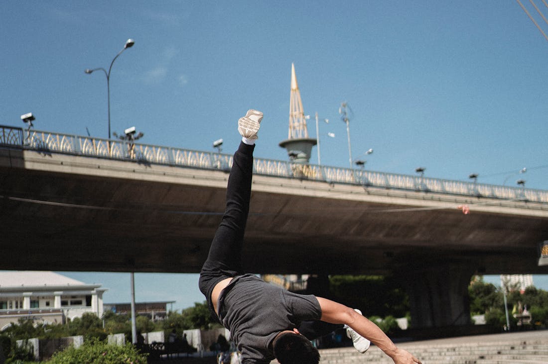 Revitalizing Morning Routines for Maximum Productivity and Well-Being Image 3