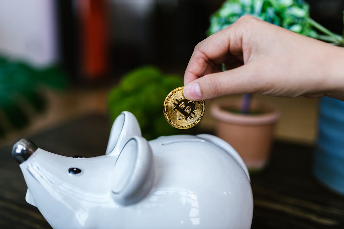 Essential Tips for Enhancing Your Financial Literacy Today Image 1