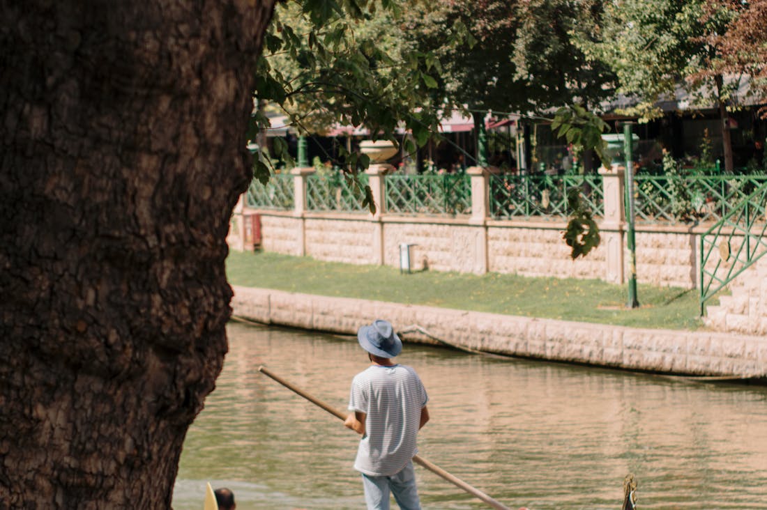 Essential Travel Tips for Planning Memorable Adventures on a Budget Image 1