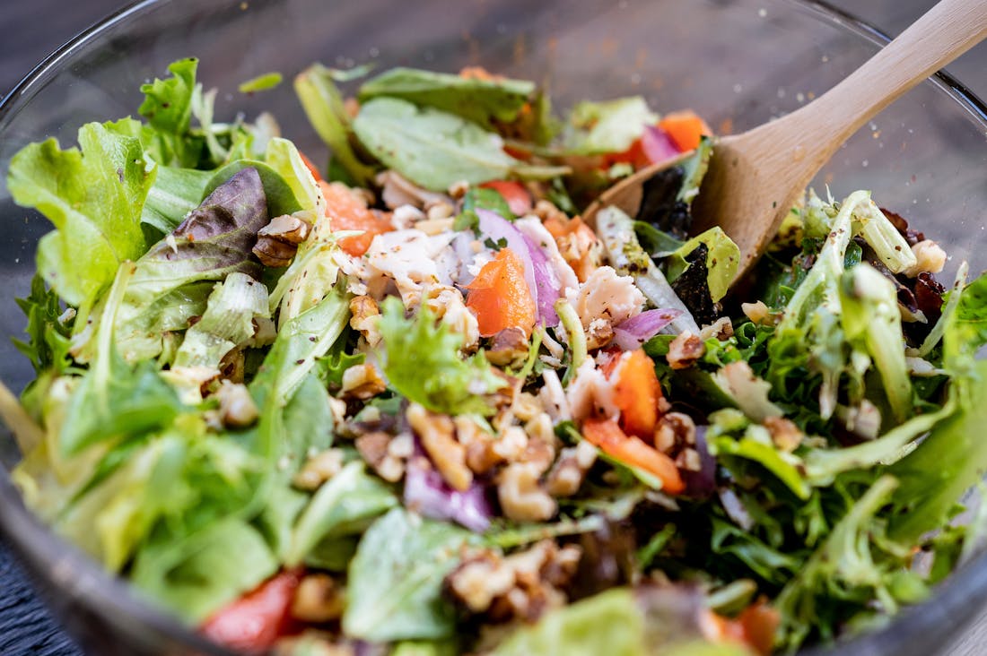 Healthy Living Tips for Busy Professionals: Balance Work and Well-being Image 2