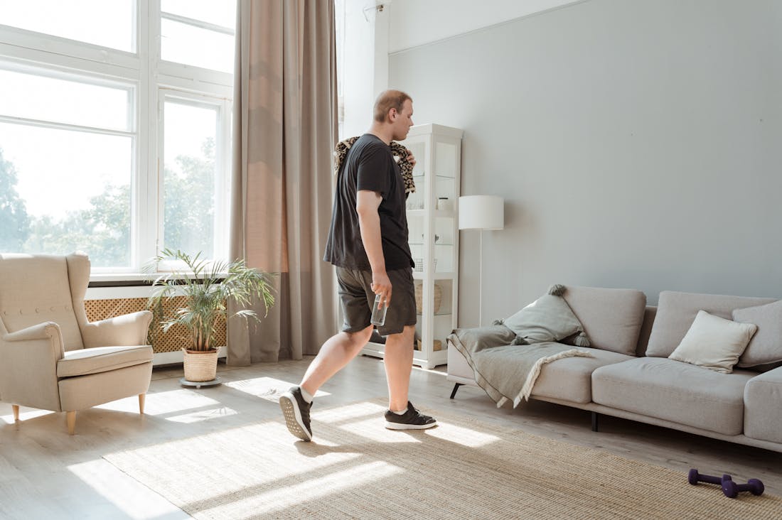 Innovative Home Workouts for Every Fitness Level Without Leaving Your Living Room Image 3
