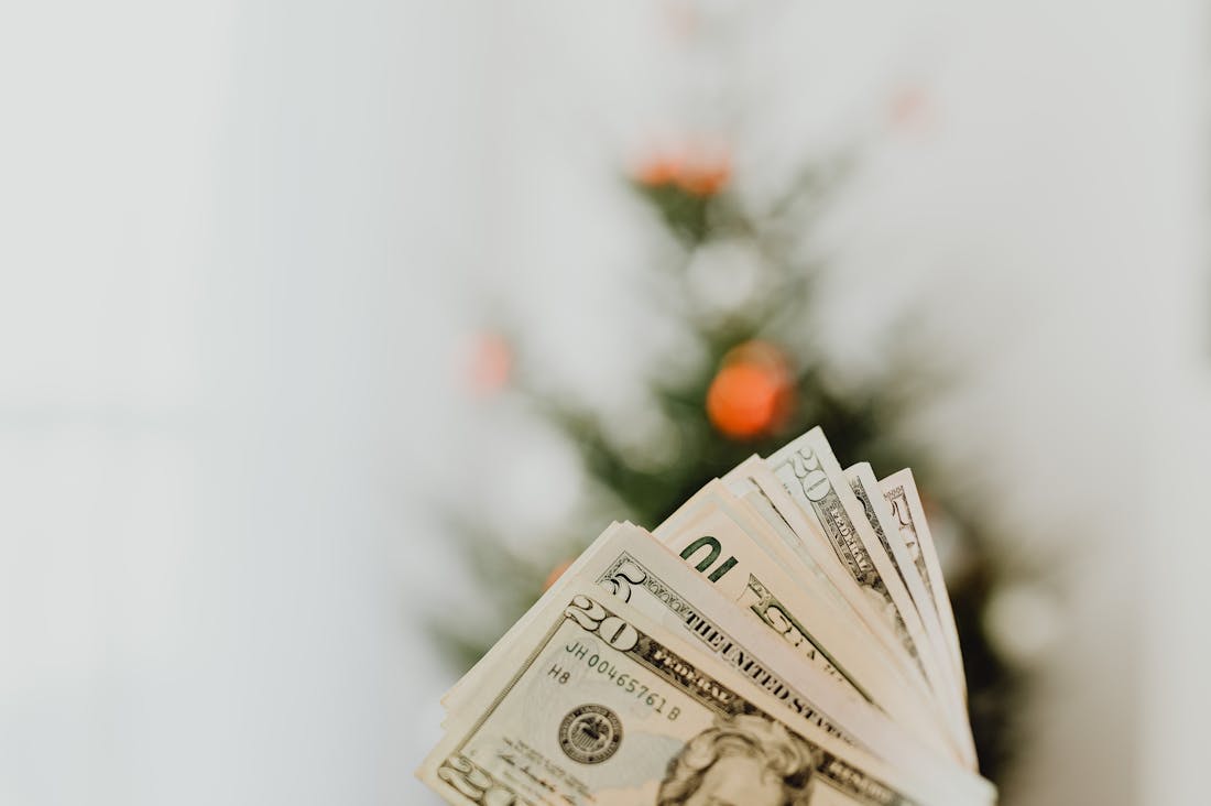 Smart Money Moves for Millennials: Building Wealth, Managing Debt, and Planning for the Future Image 2