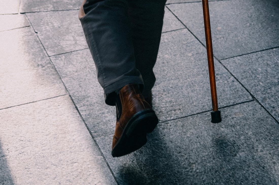 Rethinking Lifestyle Choices: Embracing Minimalism for Mental Clarity and Personal Growth Image 3