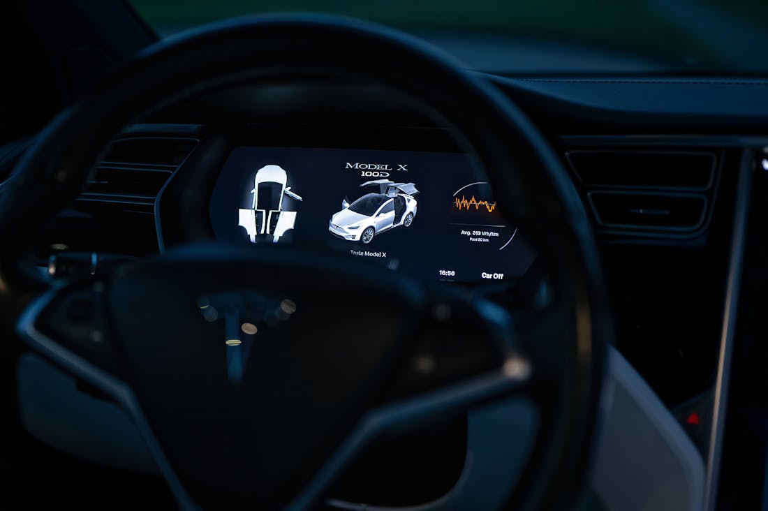 The Future of Autonomous Vehicles: Advancements and Challenges Ahead Image 1