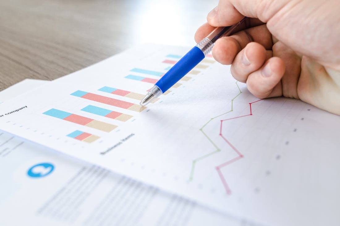 Smart Investment Strategies for Building Long-term Wealth in Today's Economy Image 2