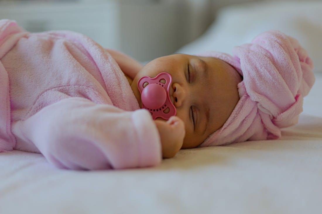 How Routine Sleep Patterns Influence Mental Clarity and Productivity Image 3