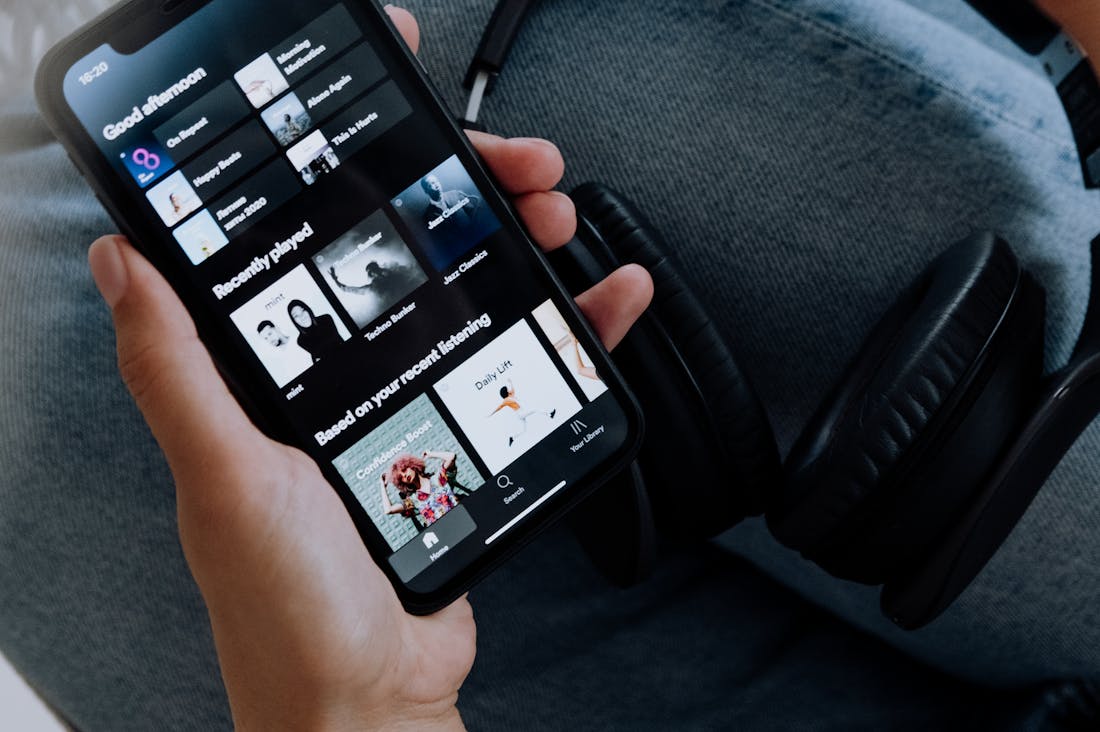 Advancements in Tech Enhancing Everyday Life: Apps, Gadgets, and Innovations Image 2