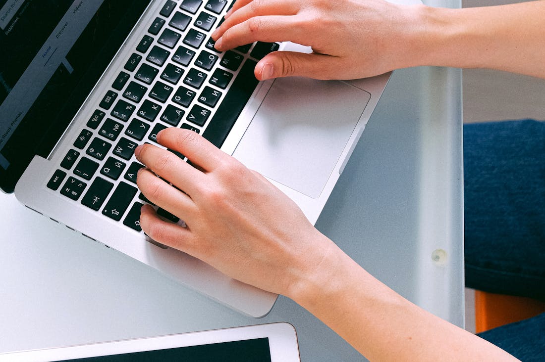 Essential Tech Gadgets for Everyday Life: Making Tasks Easier Image 1