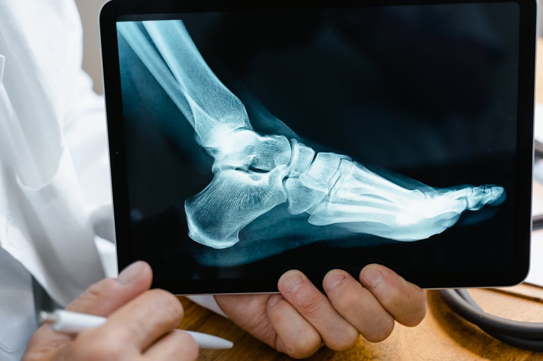 Exploring the Intersection of Health and Technology: How Digital Tools Reshape Our Wellness Journey Image 2