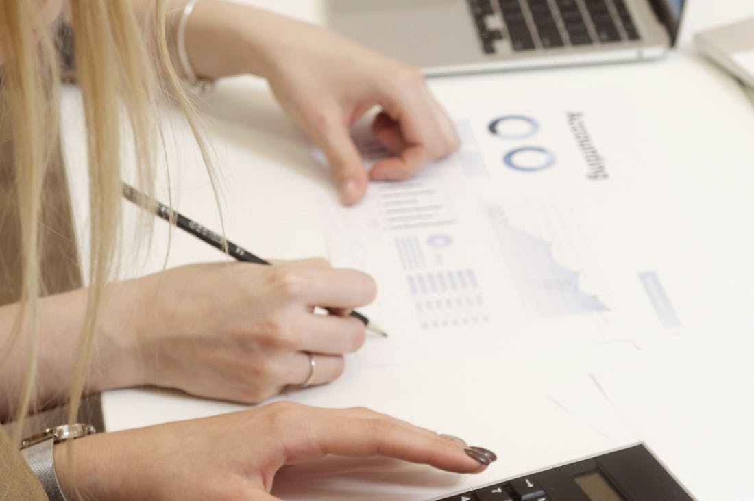 Navigating the Road to Financial Freedom: Strategies for Smart Money Management Image 2
