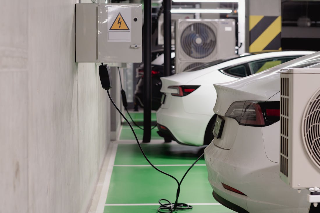 Innovations in Electric Vehicles: Future Trends, Benefits, and Market Insights Image 2
