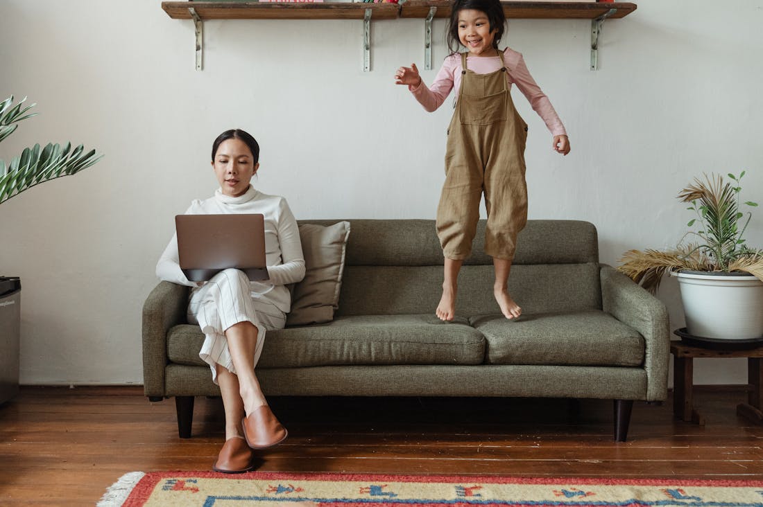 Innovative Tech Gadgets to Elevate Your Everyday Workflow Image 2