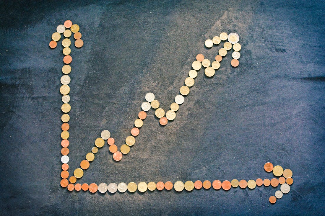 Strategies to Optimize Personal Wealth through Savvy Investing and Smart Saving Image 2