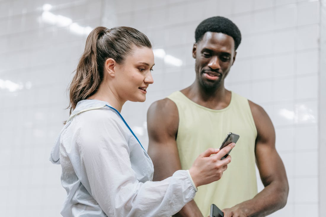 The Art of Mindful Tech Use: How to Balance Modern Technology with Mental Well-Being Image 3
