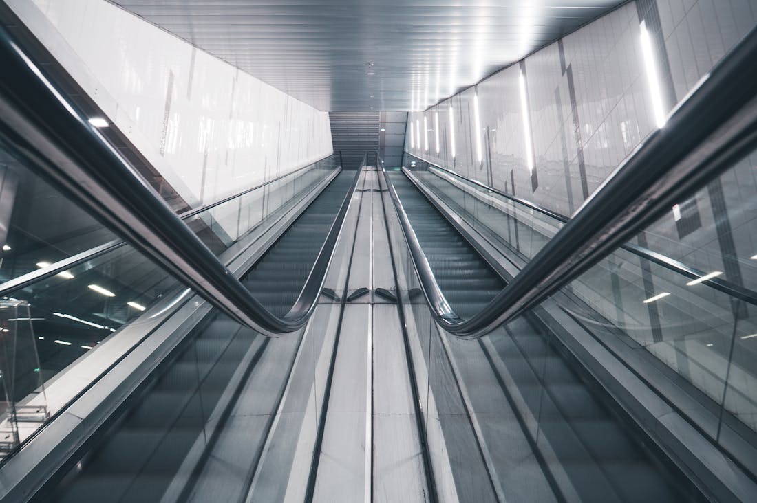 Revolutionizing Your Commute: Eco-Friendly Transportation Options for a Greener Future Image 3