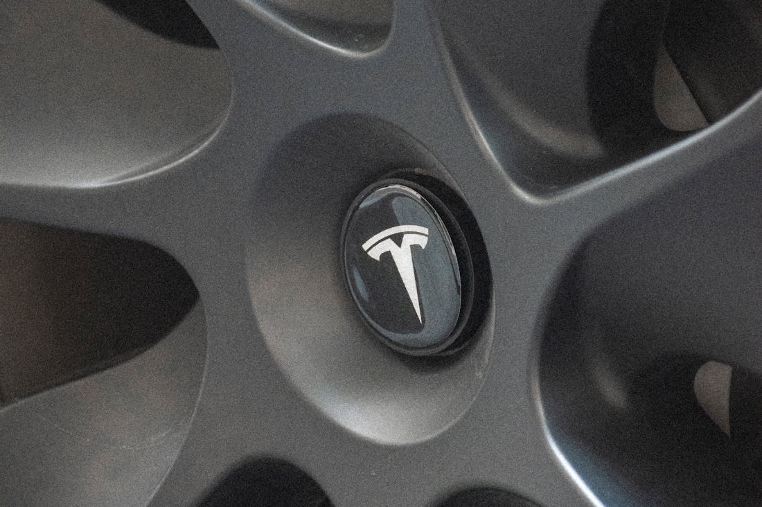 Innovative Trends in Electric Vehicles for a Sustainable Future Image 3
