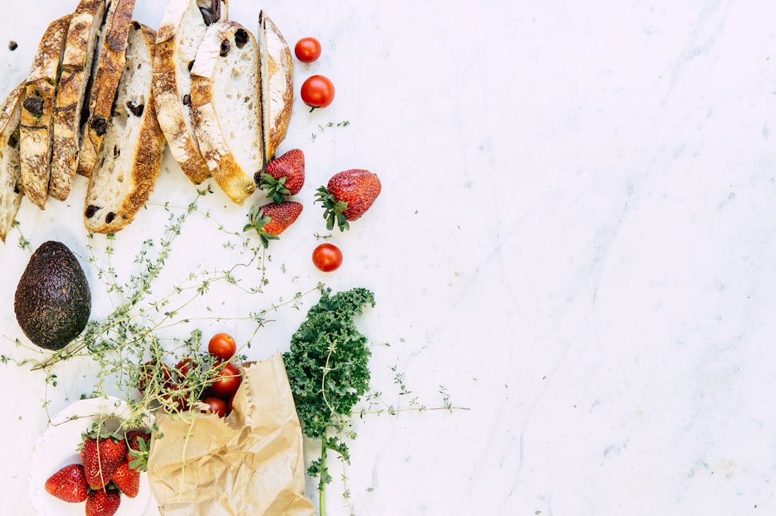 Maximizing Health Benefits Through Superfoods and Nutritional Knowledge Image 1
