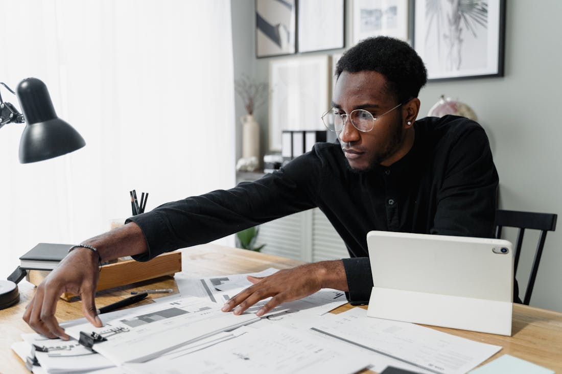 Smart Financial Habits to Foster Long-Term Wealth Growth Image 1