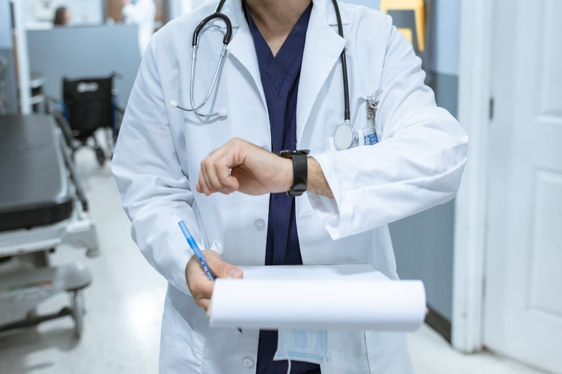 Essential Tips for Maintaining Peak Health Throughout Your Life Image 2
