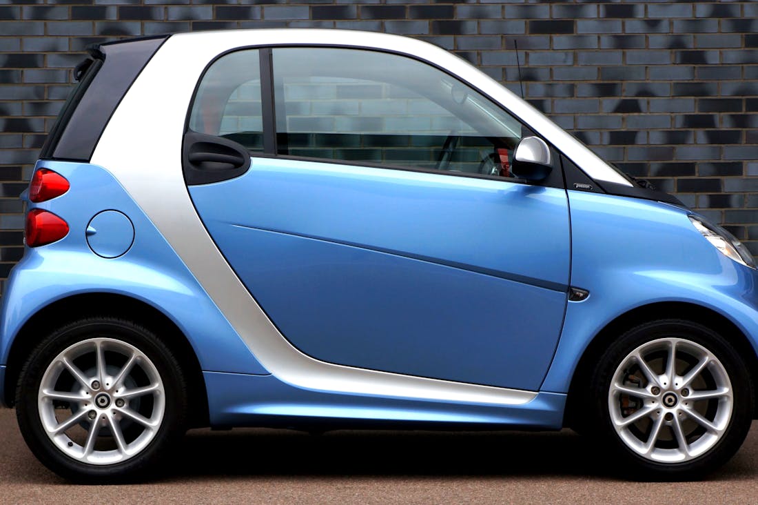 Innovative Tech Trends Reshaping Modern Transportation Experiences Image 1