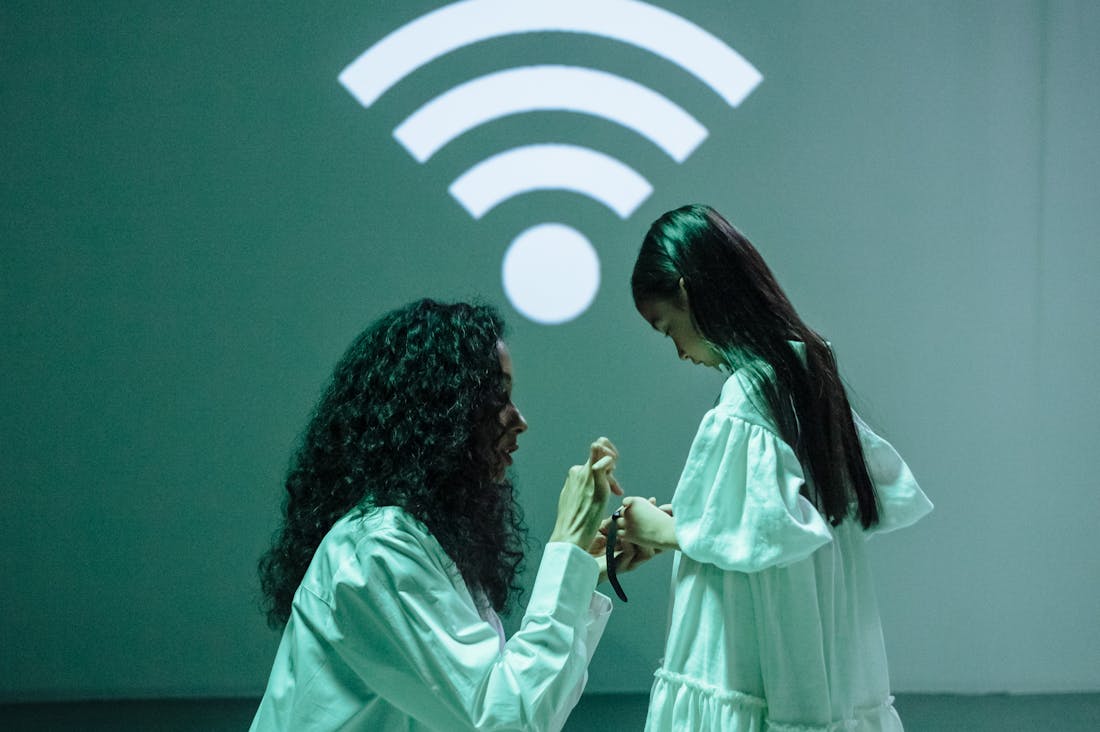 Tech Trends for 2024: What to Expect from Tomorrow's Innovations Image 3