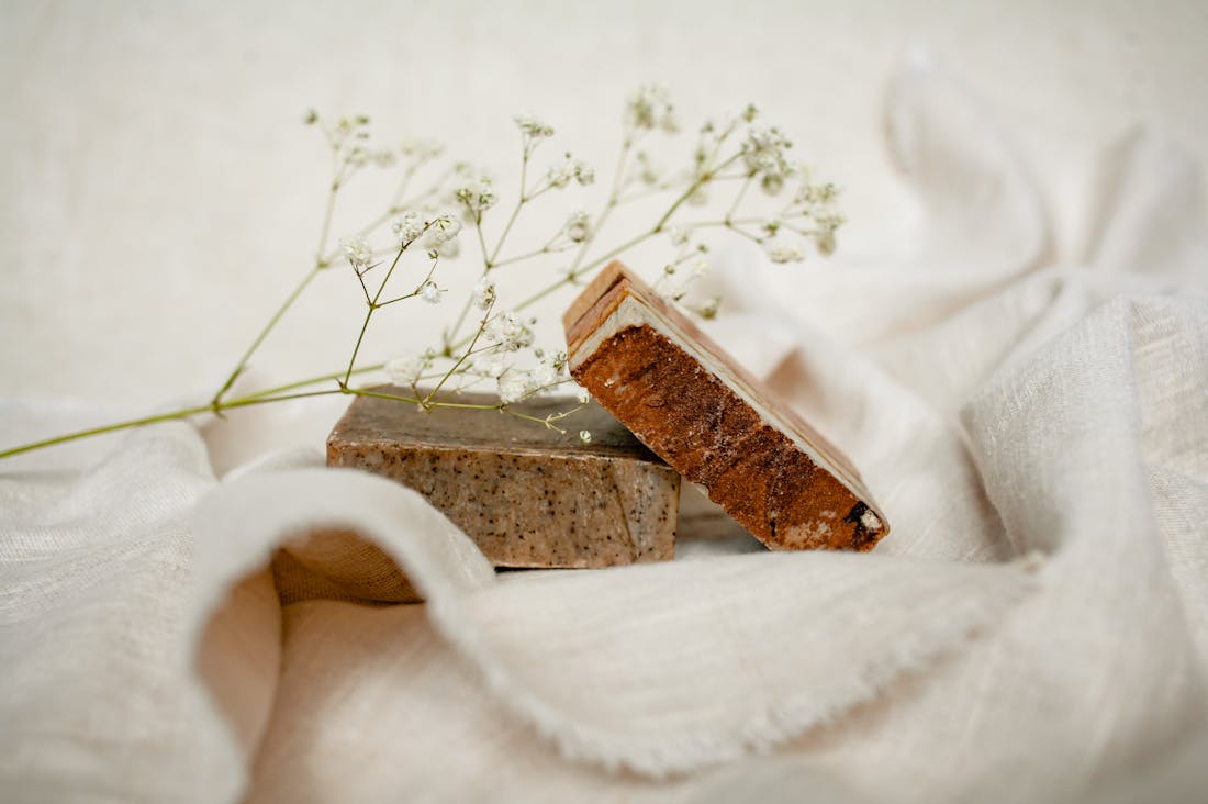 Informed Choices for Sustainable Living on a Budget Image 1