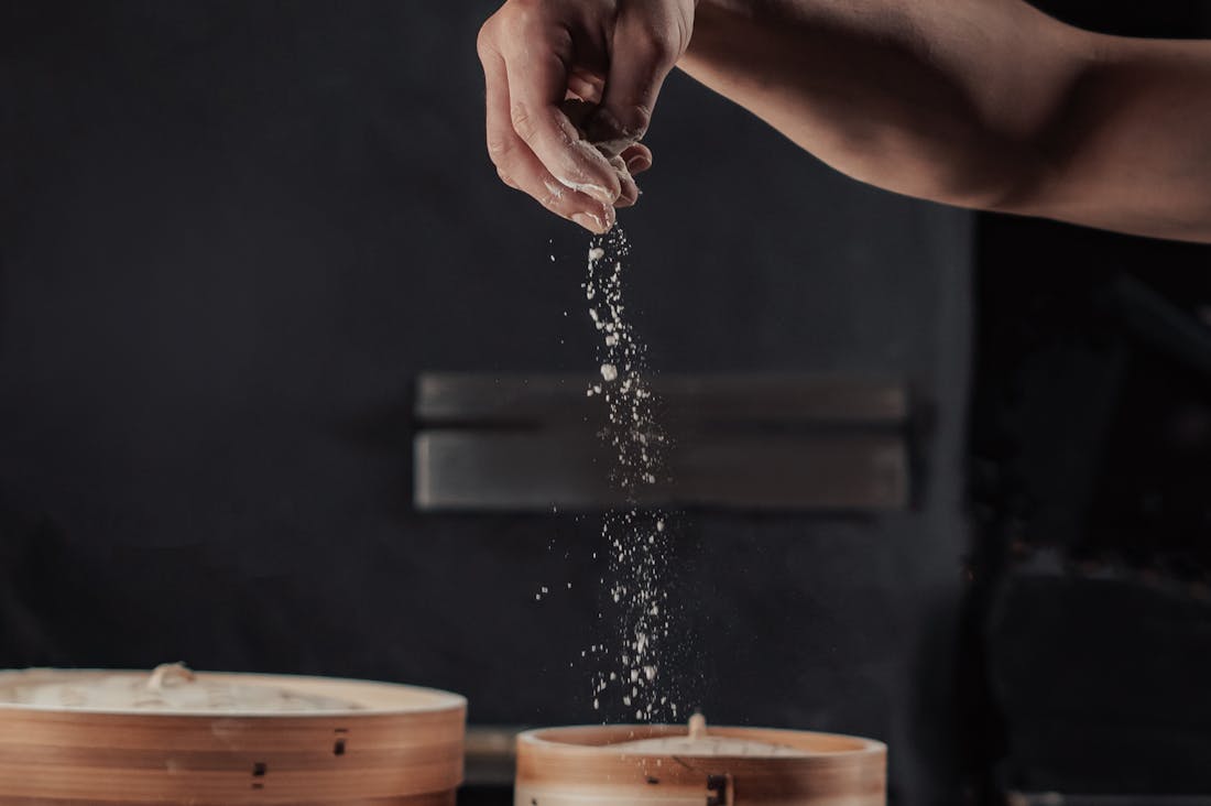 Culinary Trends Shaping Modern Dining Experiences Image 2