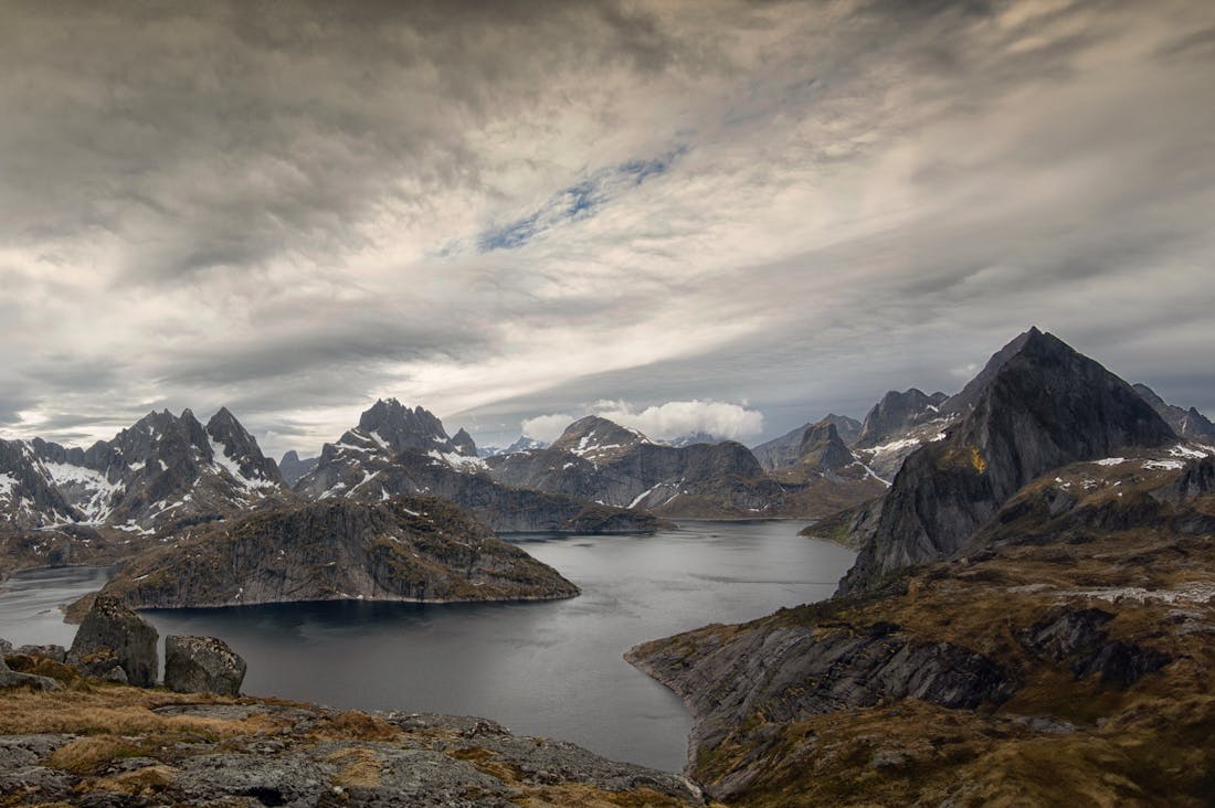 Travel Without a Map: Finding Adventure in Spontaneity Image 1
