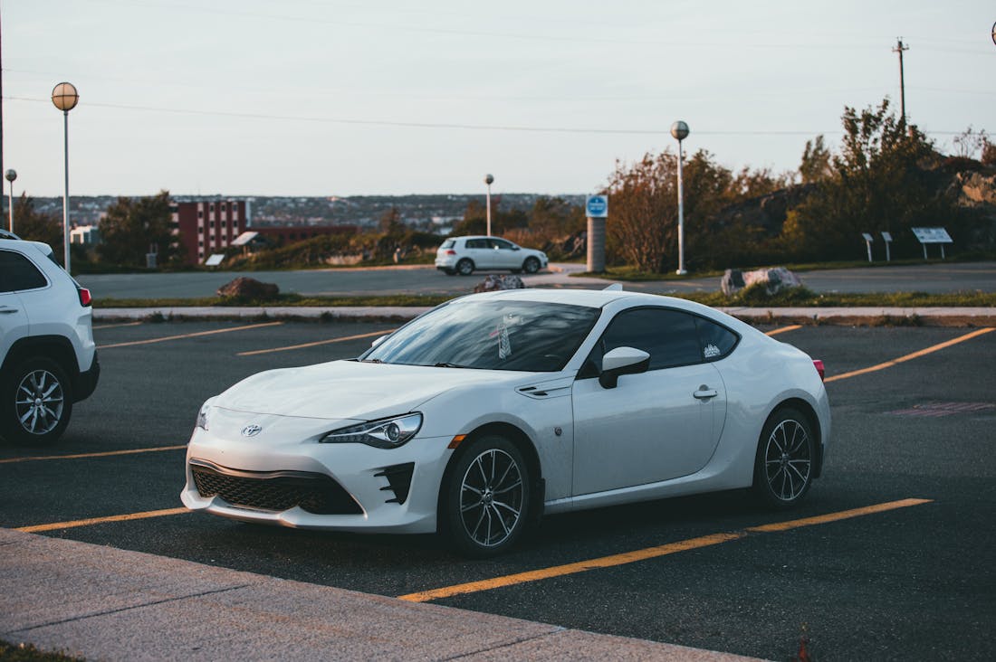 Essential Tips for Maintaining Vehicle Safety and Efficiency Image 2