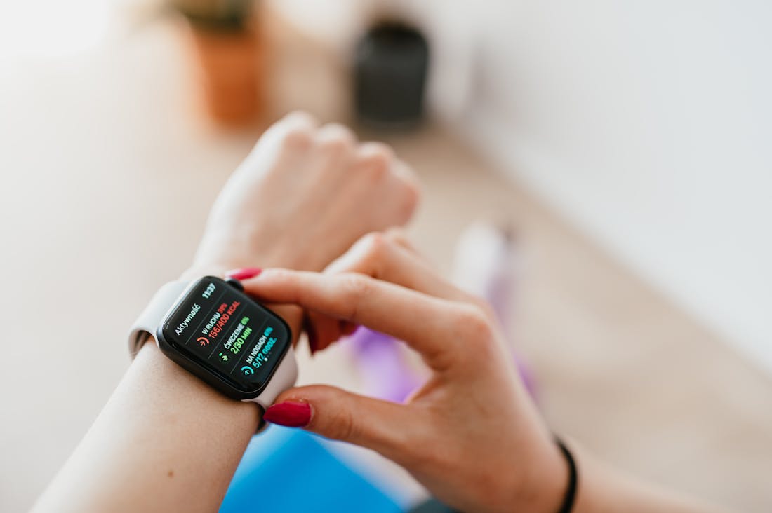Harnessing Technology for a Healthier Lifestyle: Practical Tips to Improve Your Daily Routine Image 1