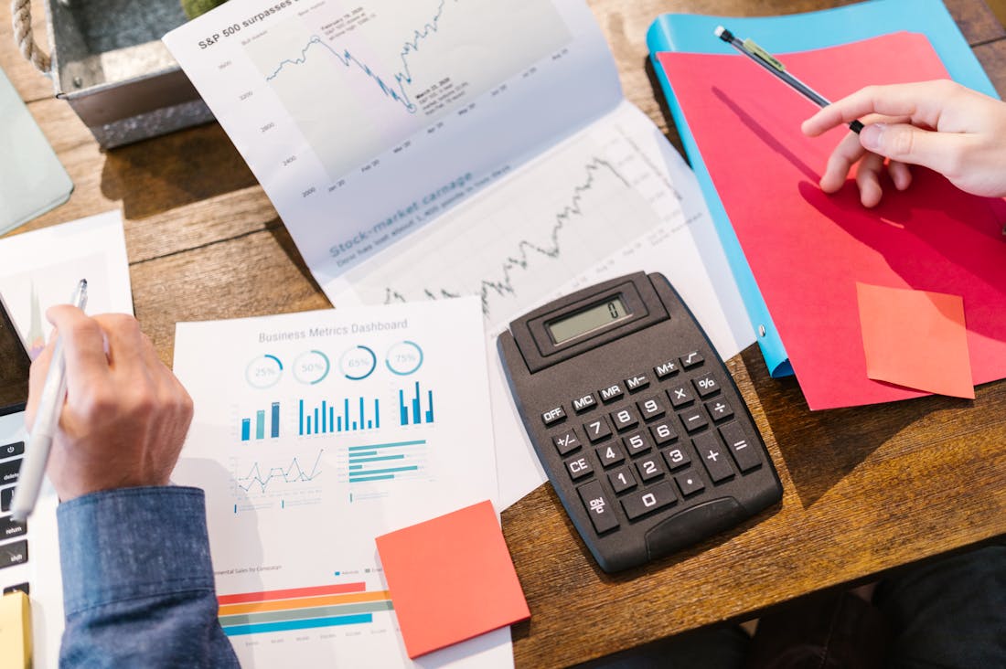 Navigating Personal Finance in the Digital Age: Essential Strategies for Financial Well-Being Image 3