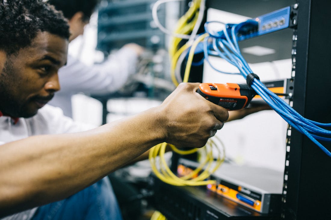 Navigating the Digital Landscape: Essential Tools for Modern Job Seekers Image 2